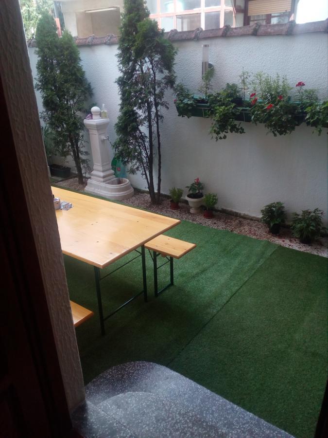 Hostel Corner 021 Novi Sad Eksteriør bilde