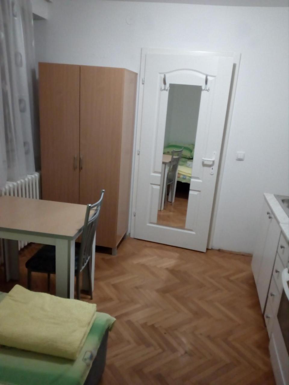 Hostel Corner 021 Novi Sad Eksteriør bilde