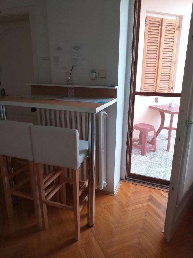 Hostel Corner 021 Novi Sad Eksteriør bilde